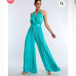NWT BCBG Maxazria $400 Pleated Wide Leg Jumpsuit  Libby Green Blue Sz Small S
